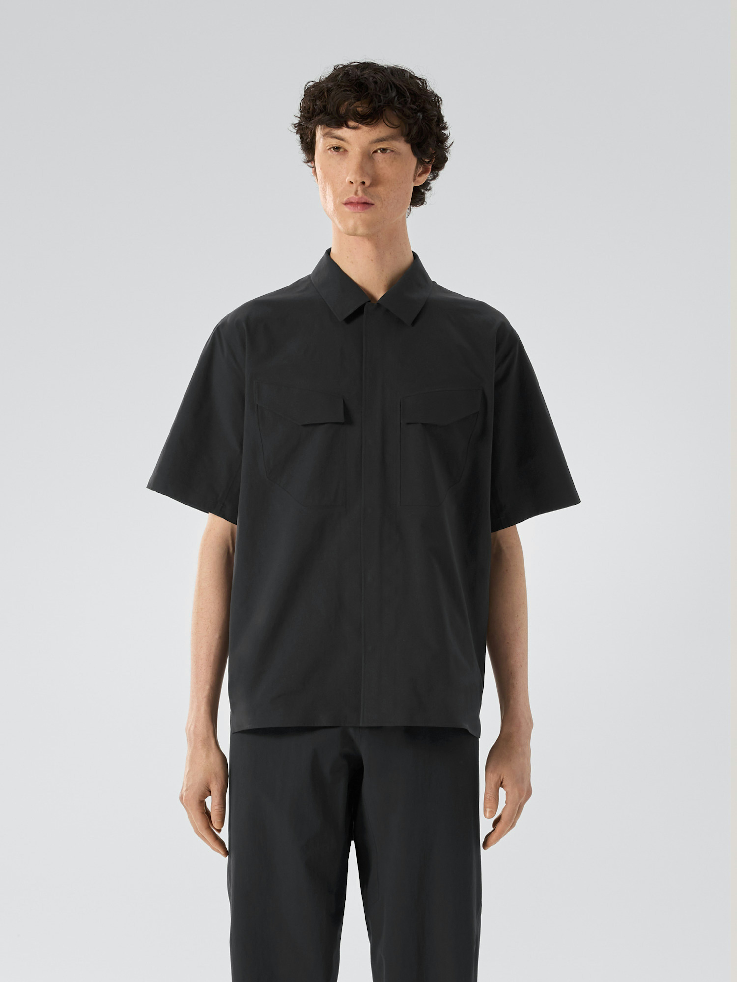 Field Shirt SS Black Front View