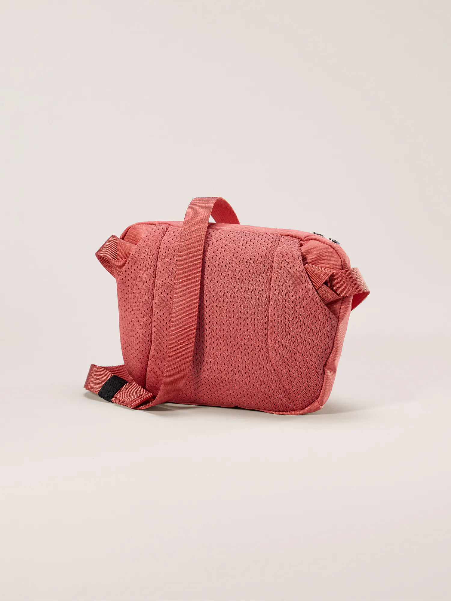Arc'teryx × Beams MANTIS 1 Waist Bag Mantis 1 Waist Pack | Arc'teryx United States
