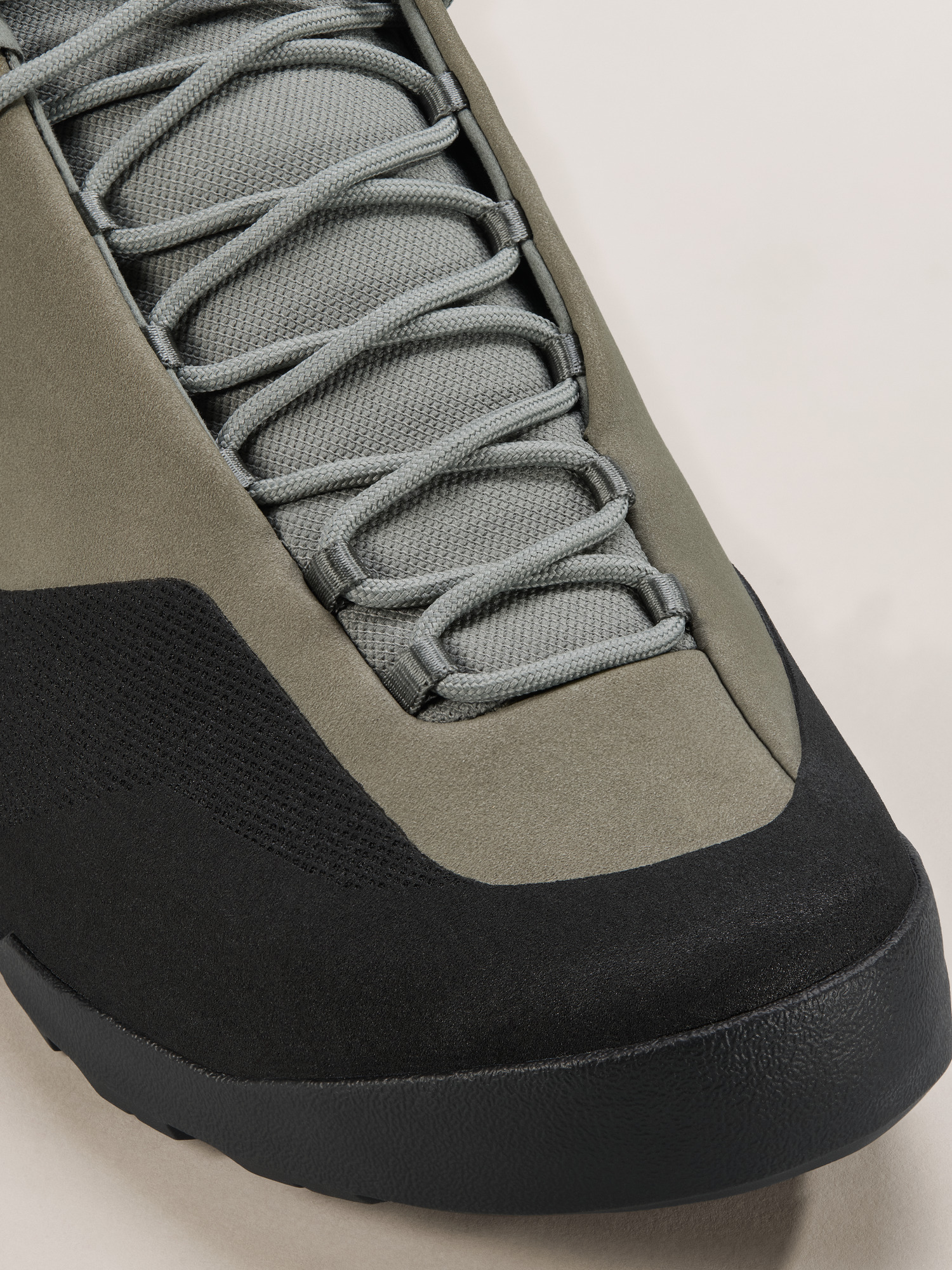 Konseal Shoe Forage/Black Hover