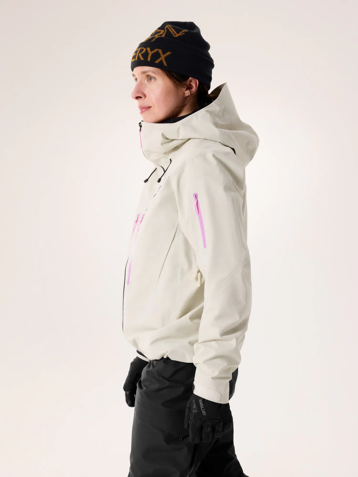 Alpha SV Jacket Women's | Arc'teryx United States