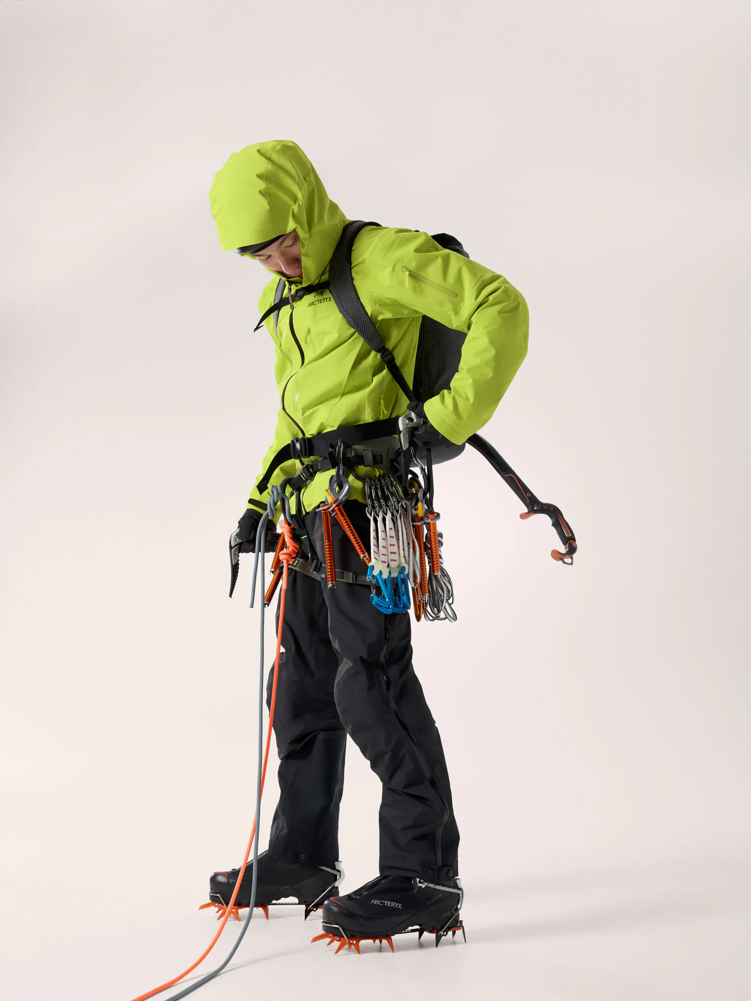 Alpha SV Jacket Men's | Arc'teryx Canada