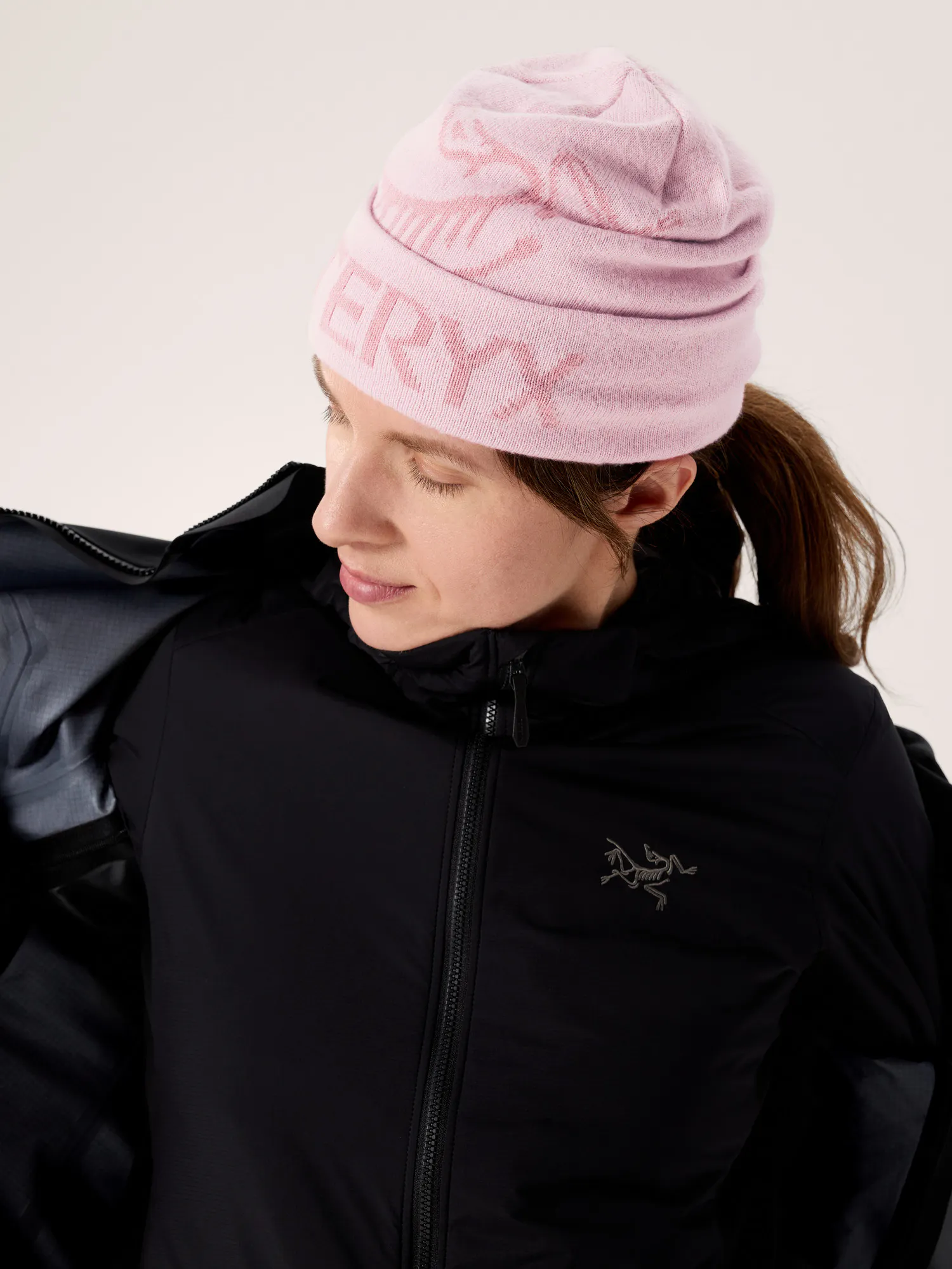 Arc'teryx グロットトーク ビーニーDK ALPINE ROSE 048e7ccc93b6b4eb7c84d201718646