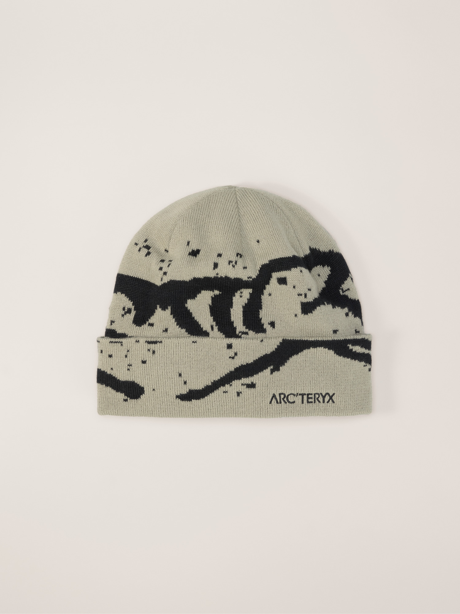 Grotto Toque Habitat / Black Front
