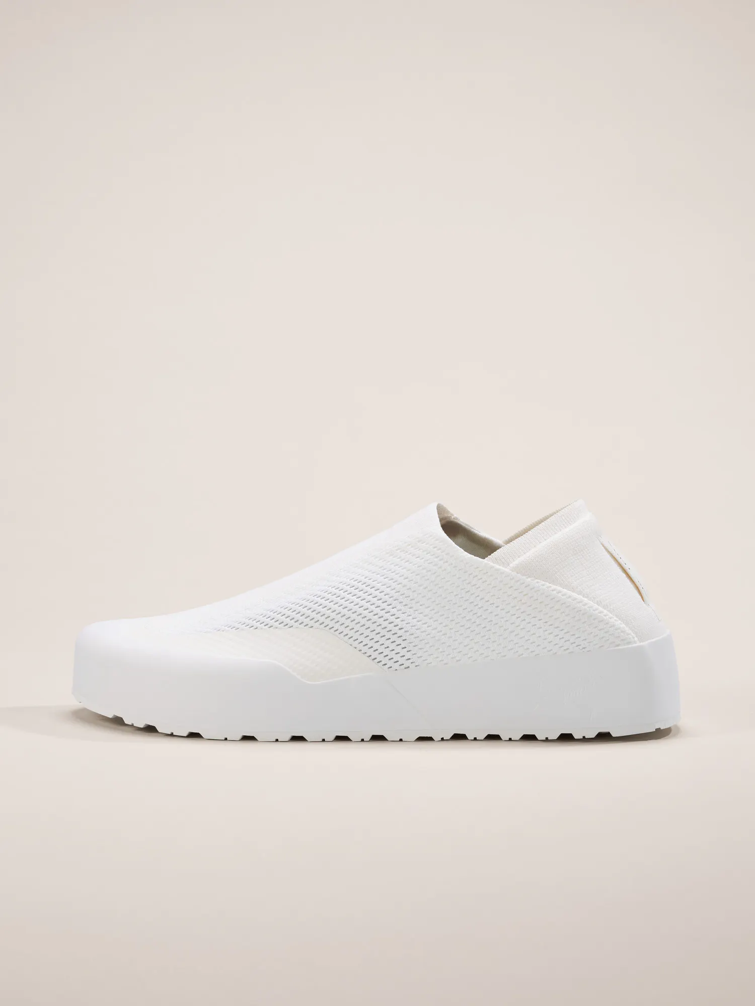 Kragg Shoe Women's