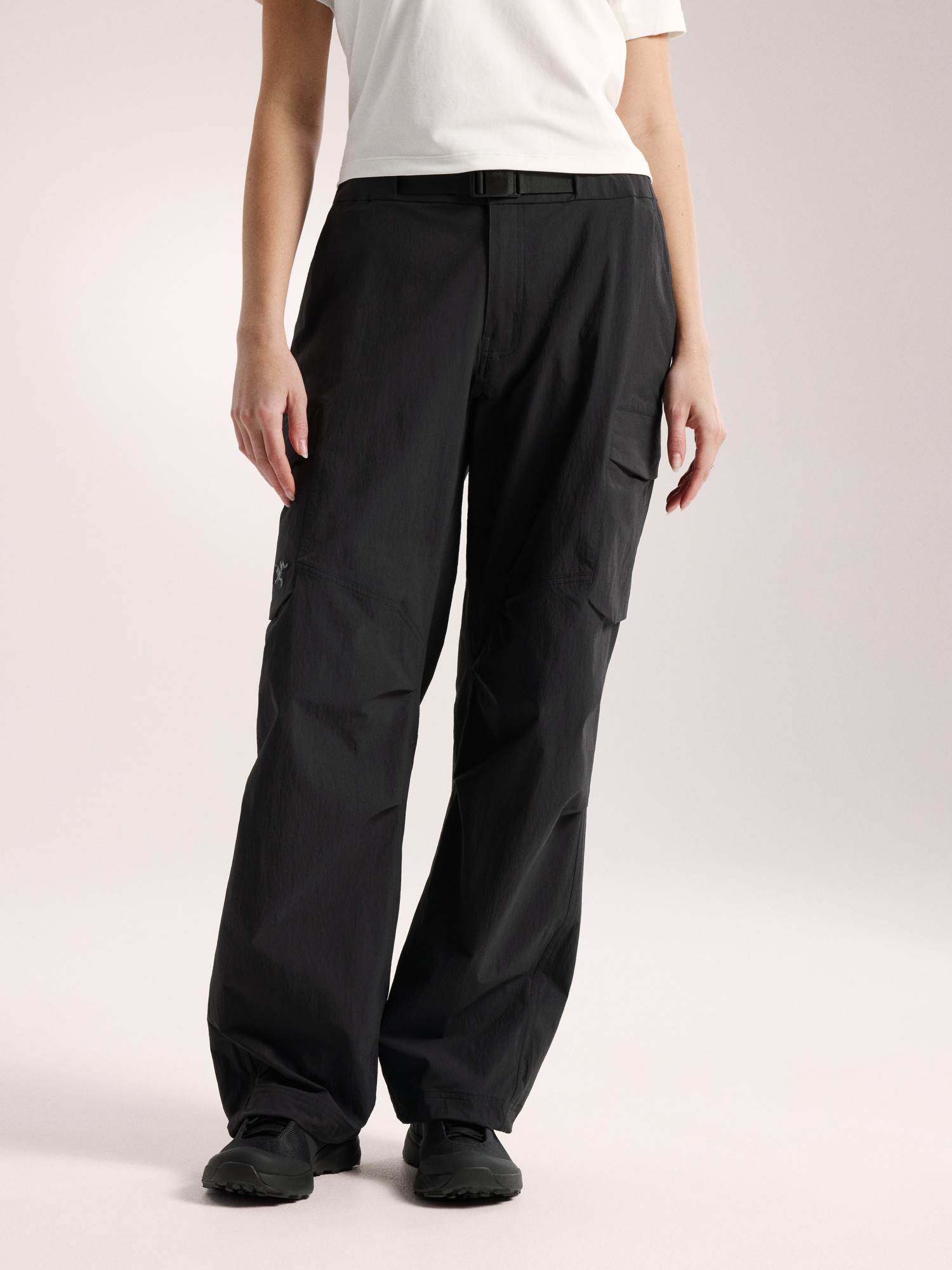 Leutia Pant Women's Black Front View