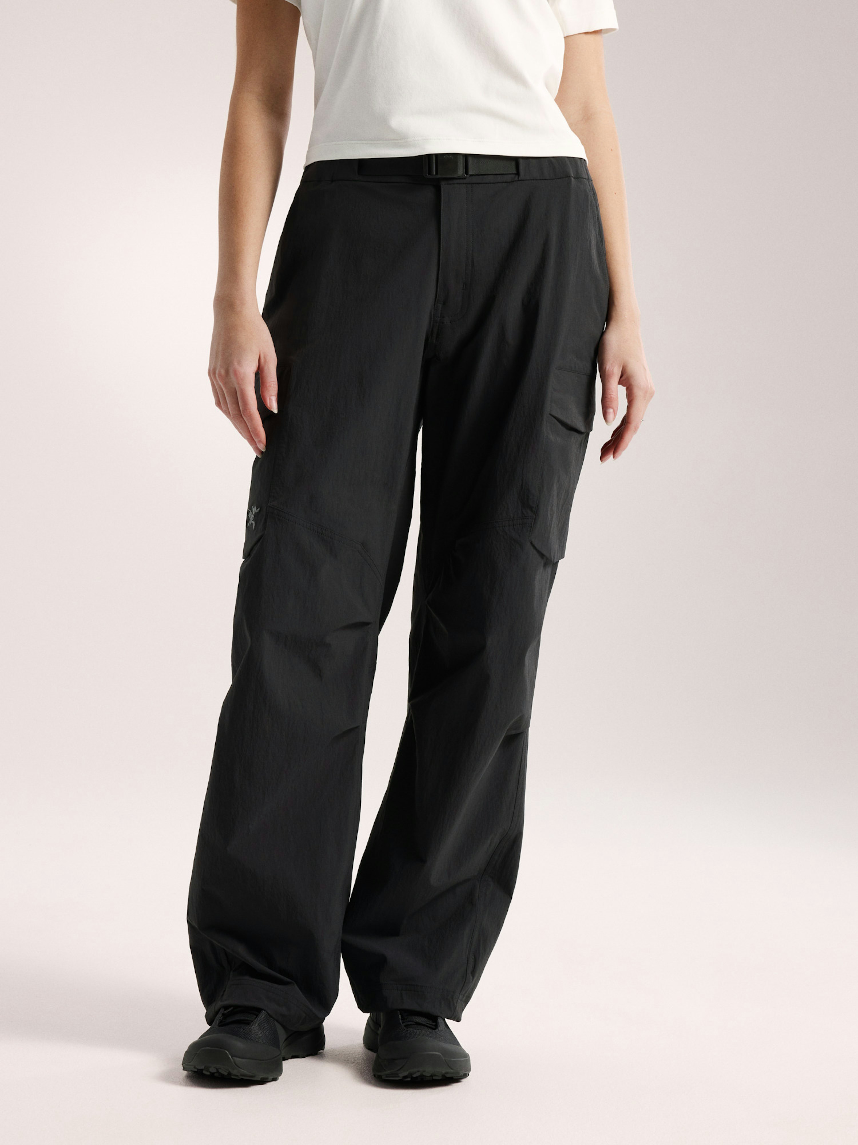 Leutia Pant Women's Black Front View