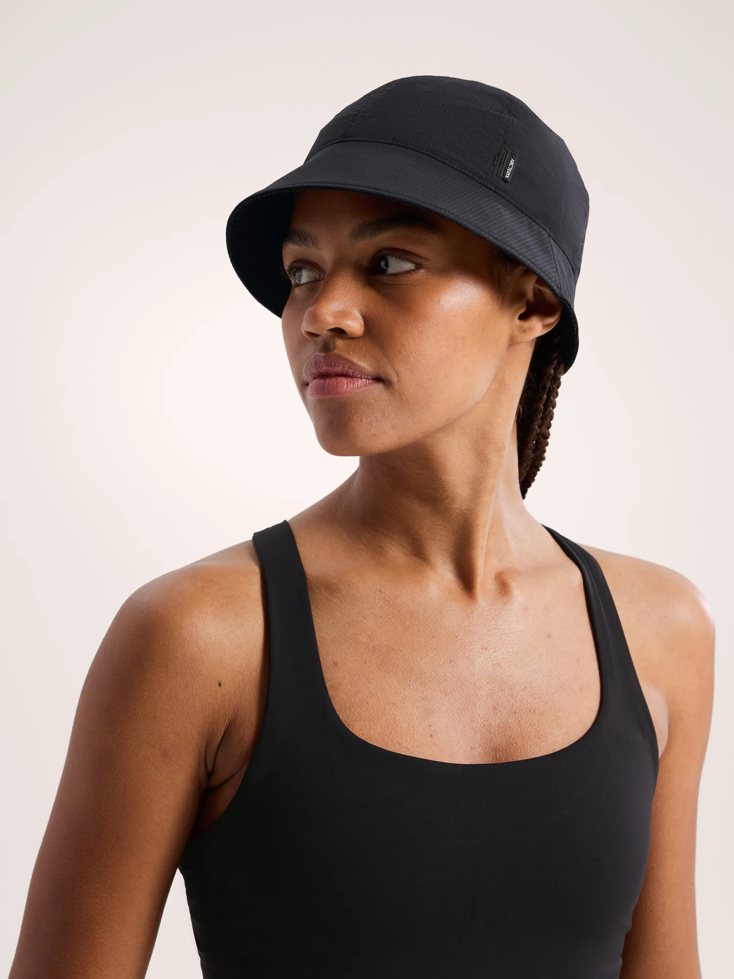 Sinsola Short Brim Bucket Hat | Arc'teryx Canada
