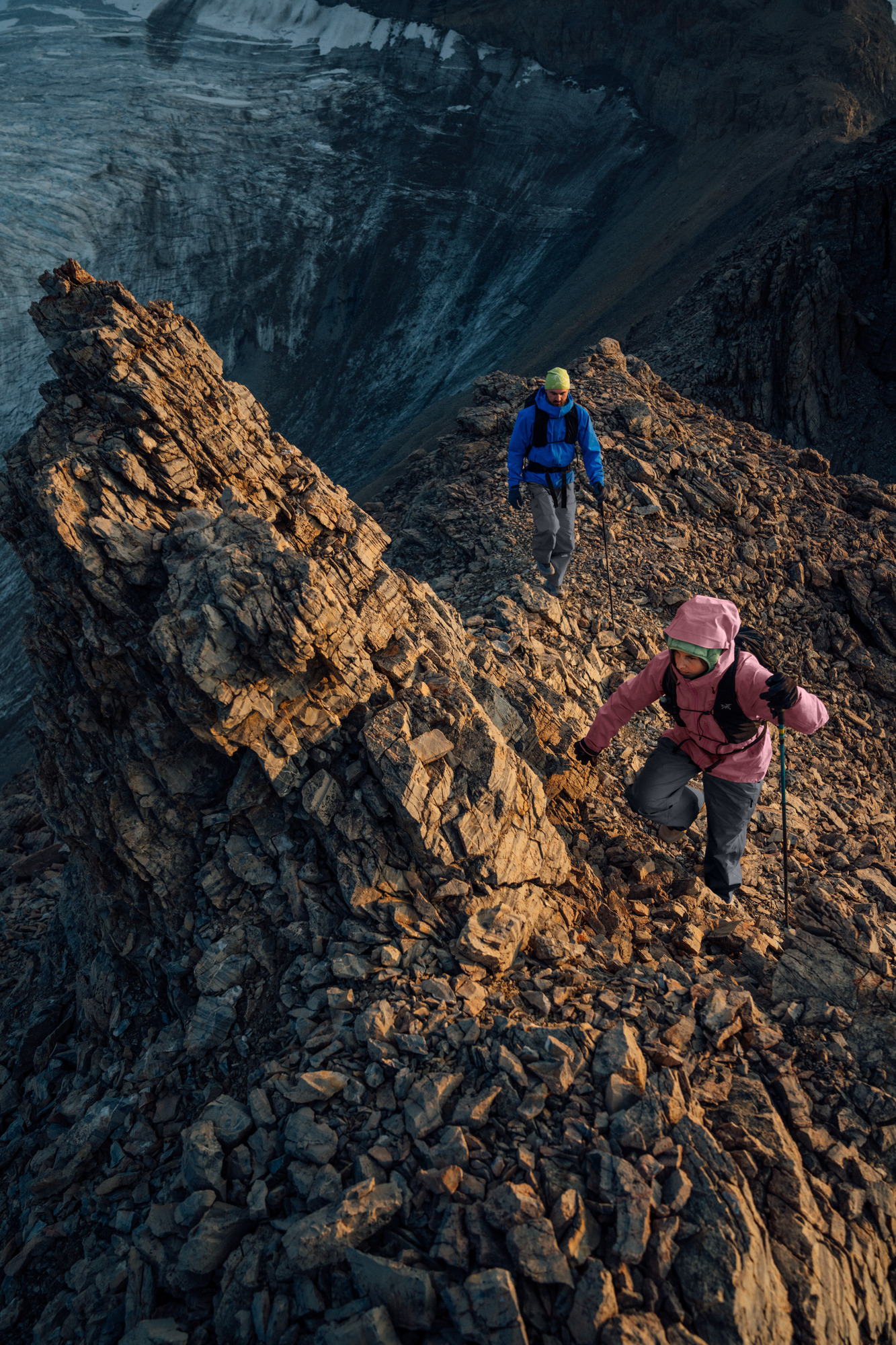 Beta SV Jacket Black Campaign Image