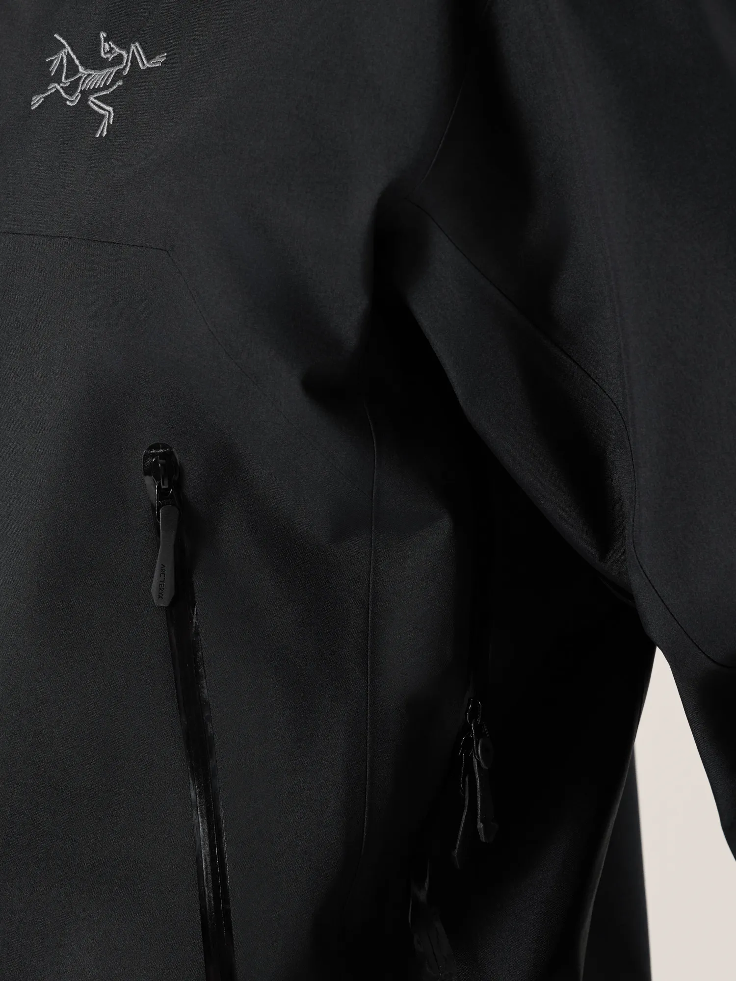 Beta SV Jacket Men's | Arc'teryx United States
