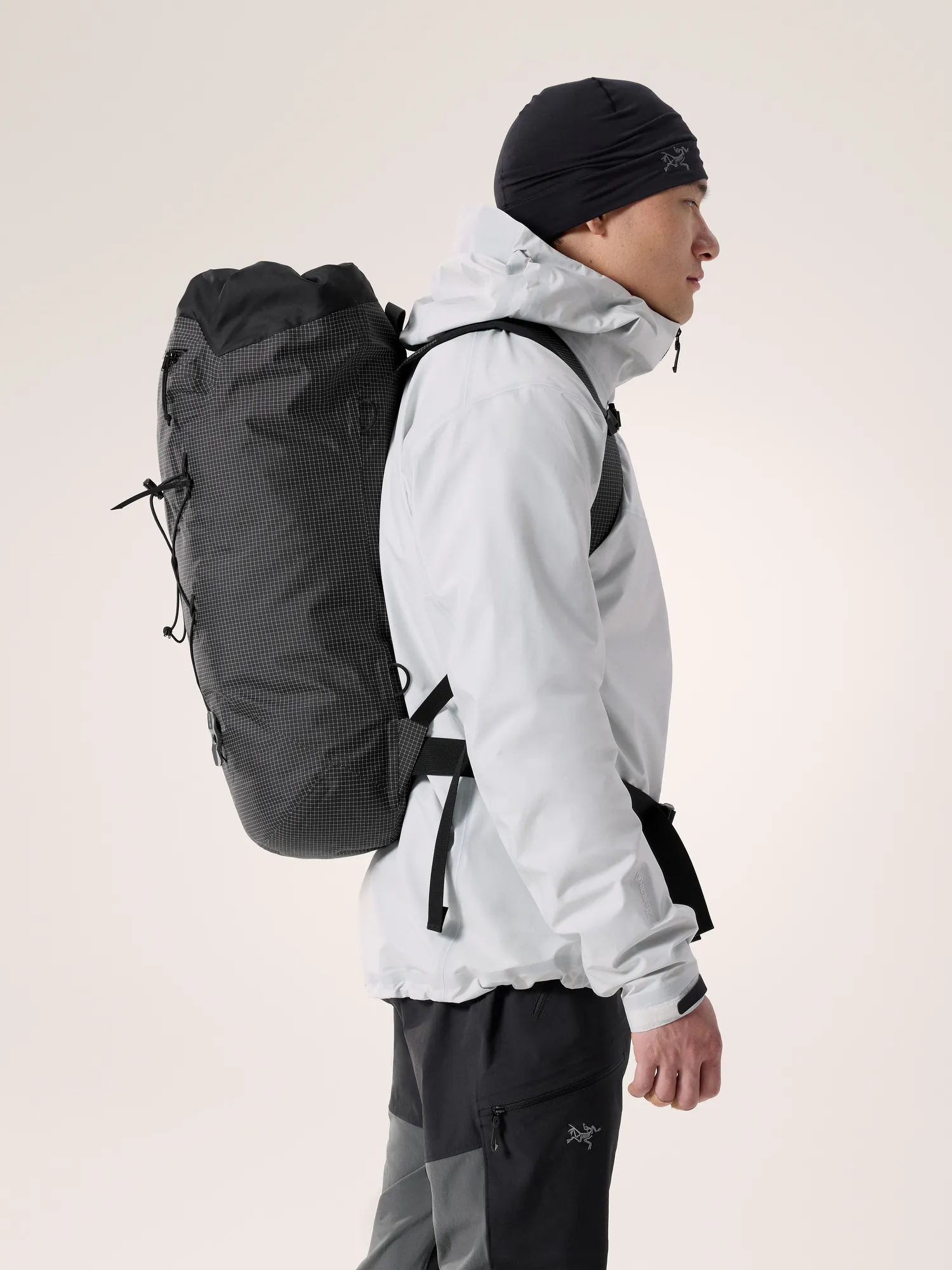 Alpha FL 30 Backpack | Arc'teryx Canada