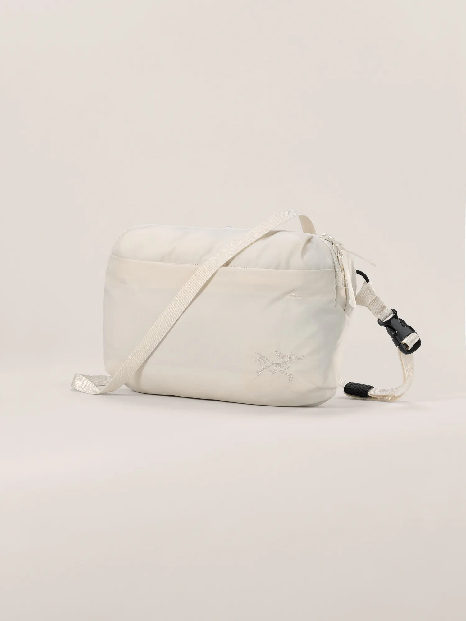 Heliad Crossbody Bag | Arc'teryx United States