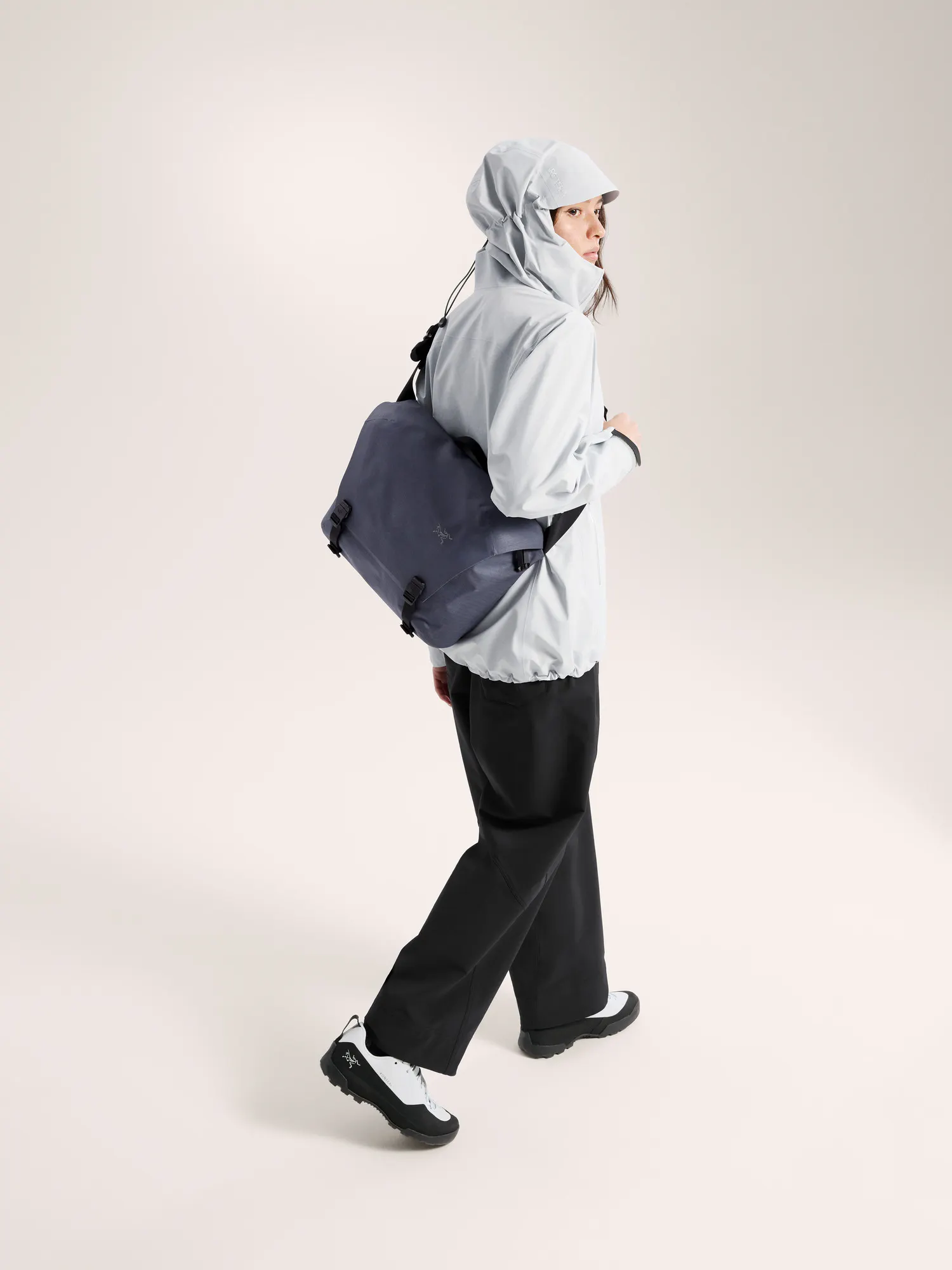 Granville 10 Courier Bag | Arc'teryx United States