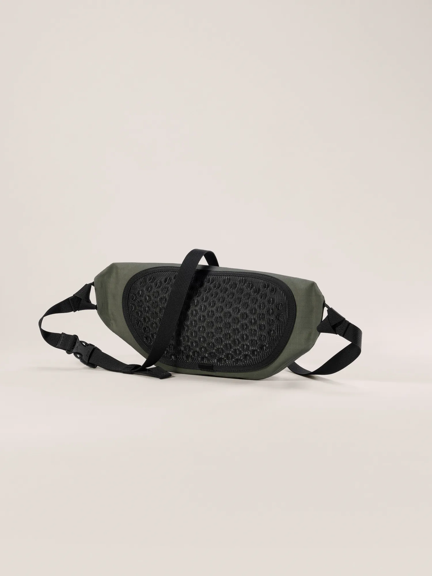 Granville Crossbody Bag | Arc'teryx United States
