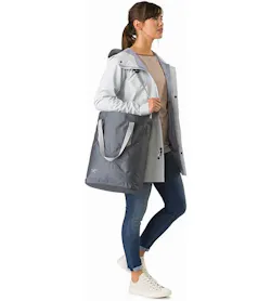 Granville 18 Tote Pilot Front Fit