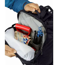 Khamski 38 Backpack Black Dynasty Front Compartment