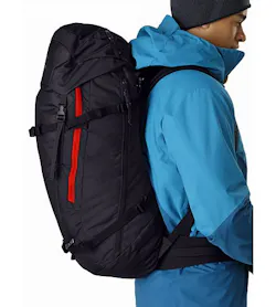 Khamski 38 Backpack Black Dynasty Side Zipper