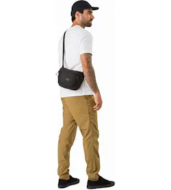 Maka 2 Waistpack Black Back View
