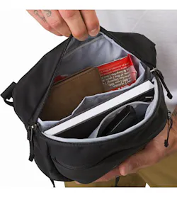Maka 2 Waistpack Black Main Compartment