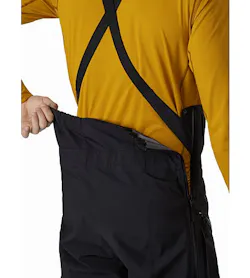 Stinger Bib Black Drop Seat